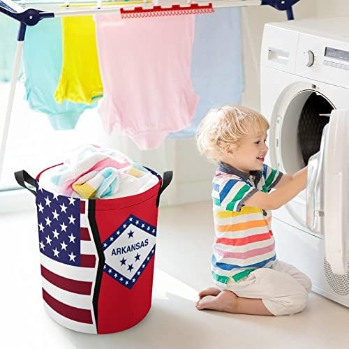 Cesta de lavanderia de bandeira do estado americano e Arkansas com sacos de lavanderia de lavanderia de
