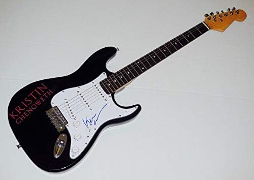 Kristin Chenoweth Guitarra autografada - JSA COA!