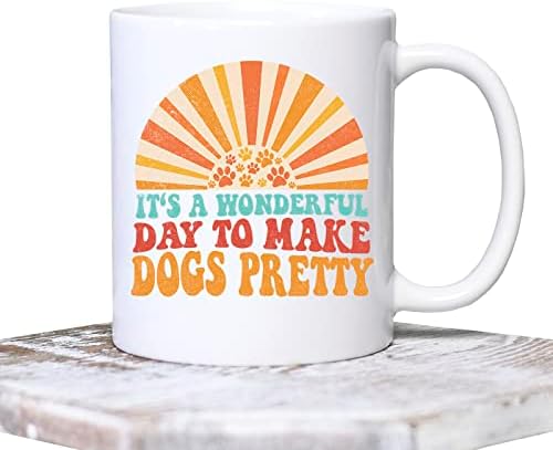 DST Apparel Co Dog Groomer Caneca, é um dia maravilhoso para fazer cães uma caneca de café bonita para cuidar de cães, presente para estilista de animais de estimação, copo de chá retro cã