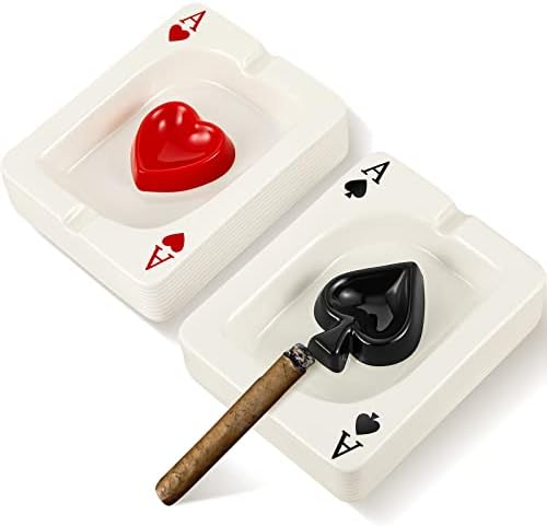 2 PCs Cool Ashtray Creative Poker Creme Cigarro Chefette Cinzal de cinzas frios para Stoners Poker de cerâmica
